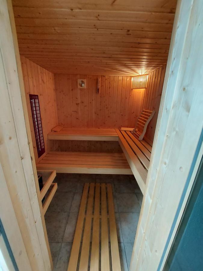 Ferienwohnung Uhlenbusch Paradise Friesoythe Bagian luar foto
